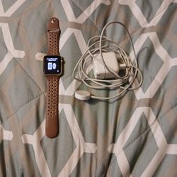 Apple Watch Second  Generation With Charger