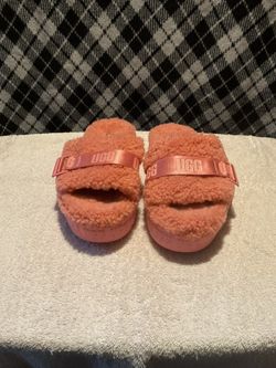 UGG Women’s Coral Fuzzy Slippers 