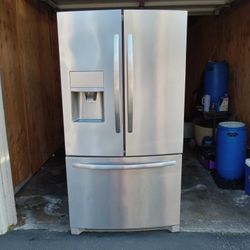 Frigidaire refrigerator 