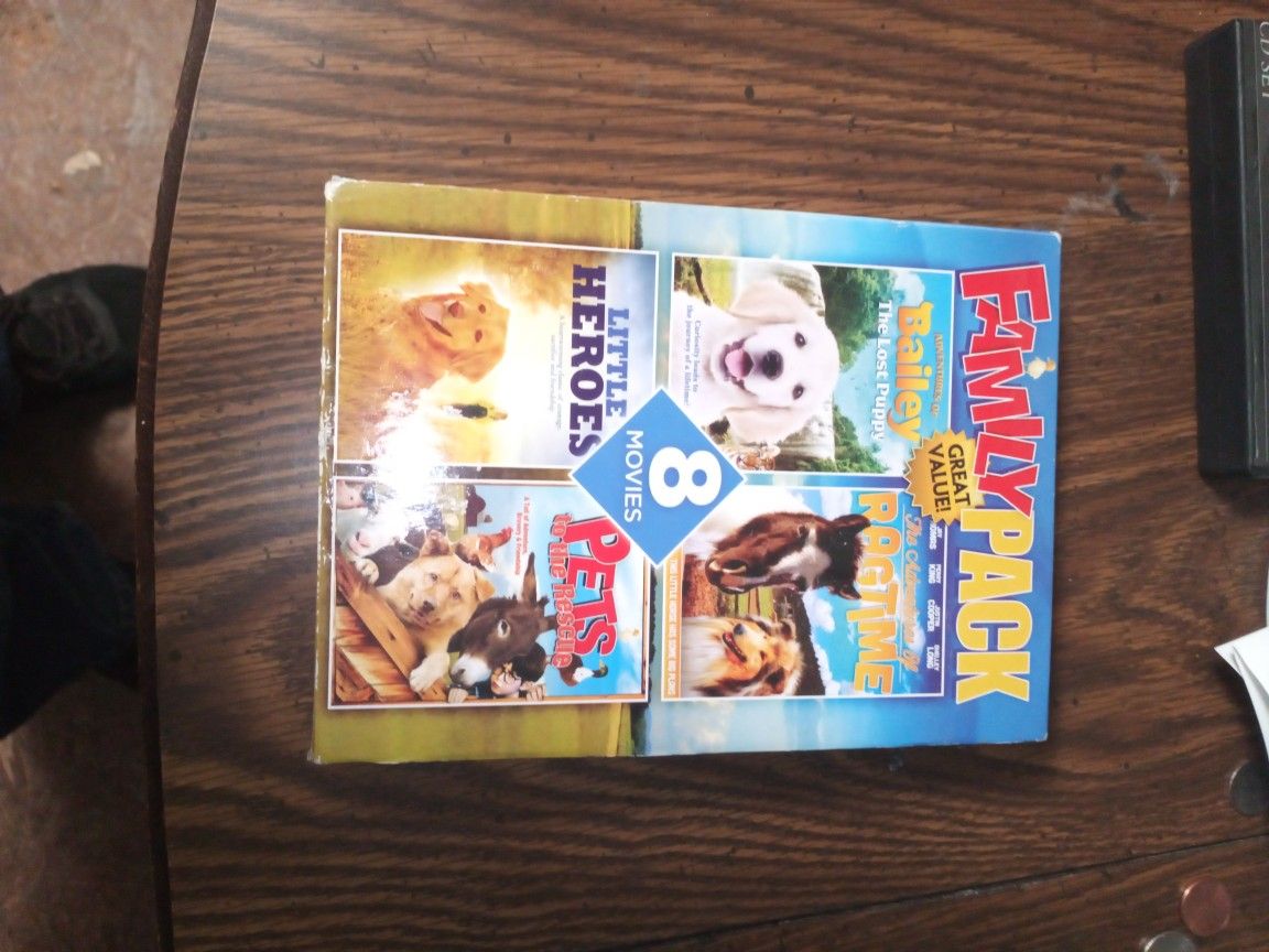 8 Movie Box Set... Family Movies