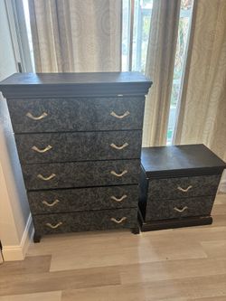 Dresser Set