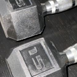 15Lb Set Of Two Dumbbells