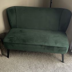 Manhattan Velvet Loveseat, Green