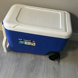 IGLOO,ICE CHEST,COOLER