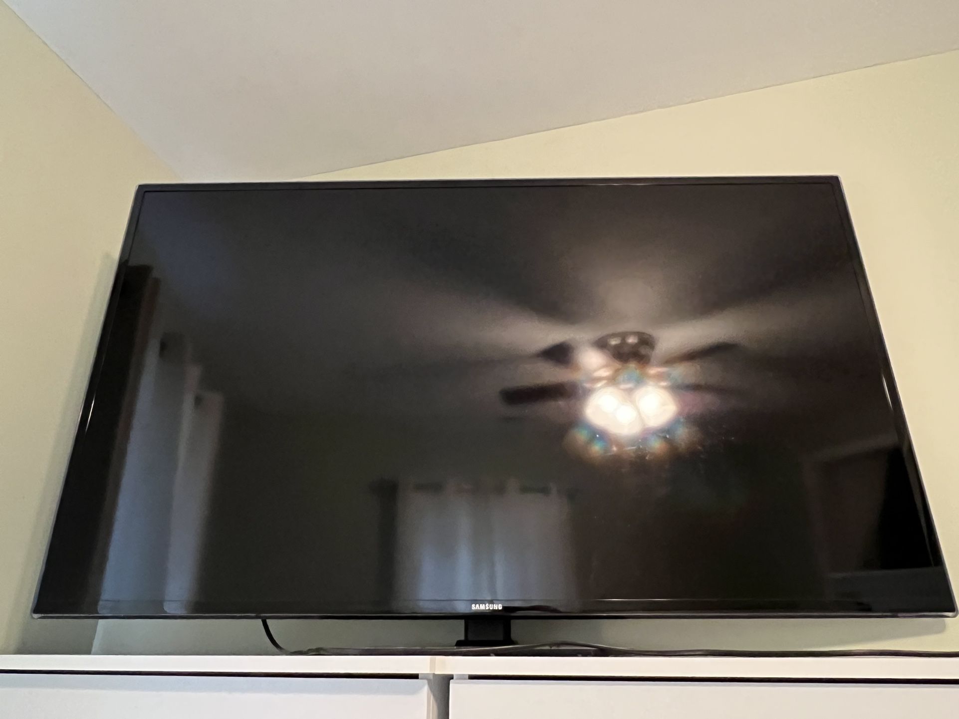 Samsung 55" Full HD Flat Smart TV F6300 Series 6