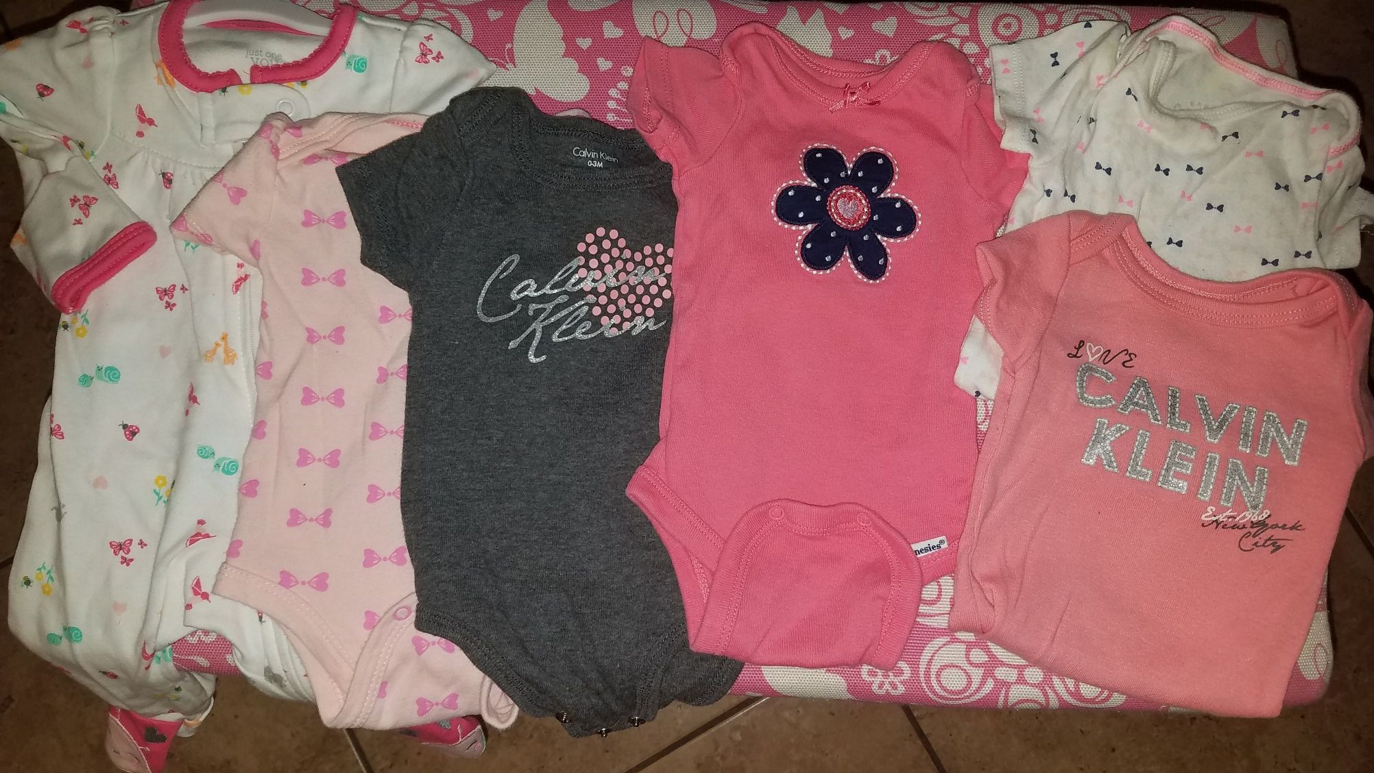 Newborn / 0-3 Month Girl Clothes (16ct)