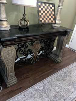 Entryway table