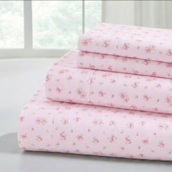 Modern Threads Silky Soft Microfiber and Wrinkle Free Sheets - Luxurious Microfiber Bed Sheets Includes Flat Sheet, Fitted Sheet with Deep Pockets, & 