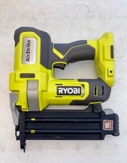 Ryobi 18V Ryobi ONE+ 18-Gauge Cordless Airstrike Brad Nailer (Tool Only) P321