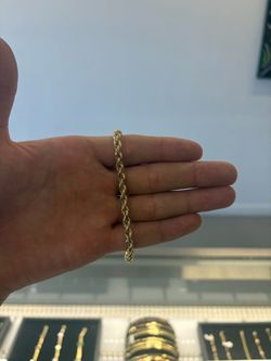 Gold rope bracelet