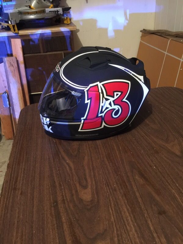 Icon helmet. Xl. SOLD