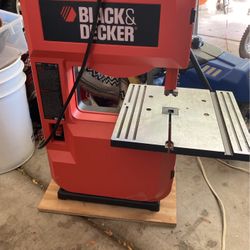 Black and decker Bandsaw 