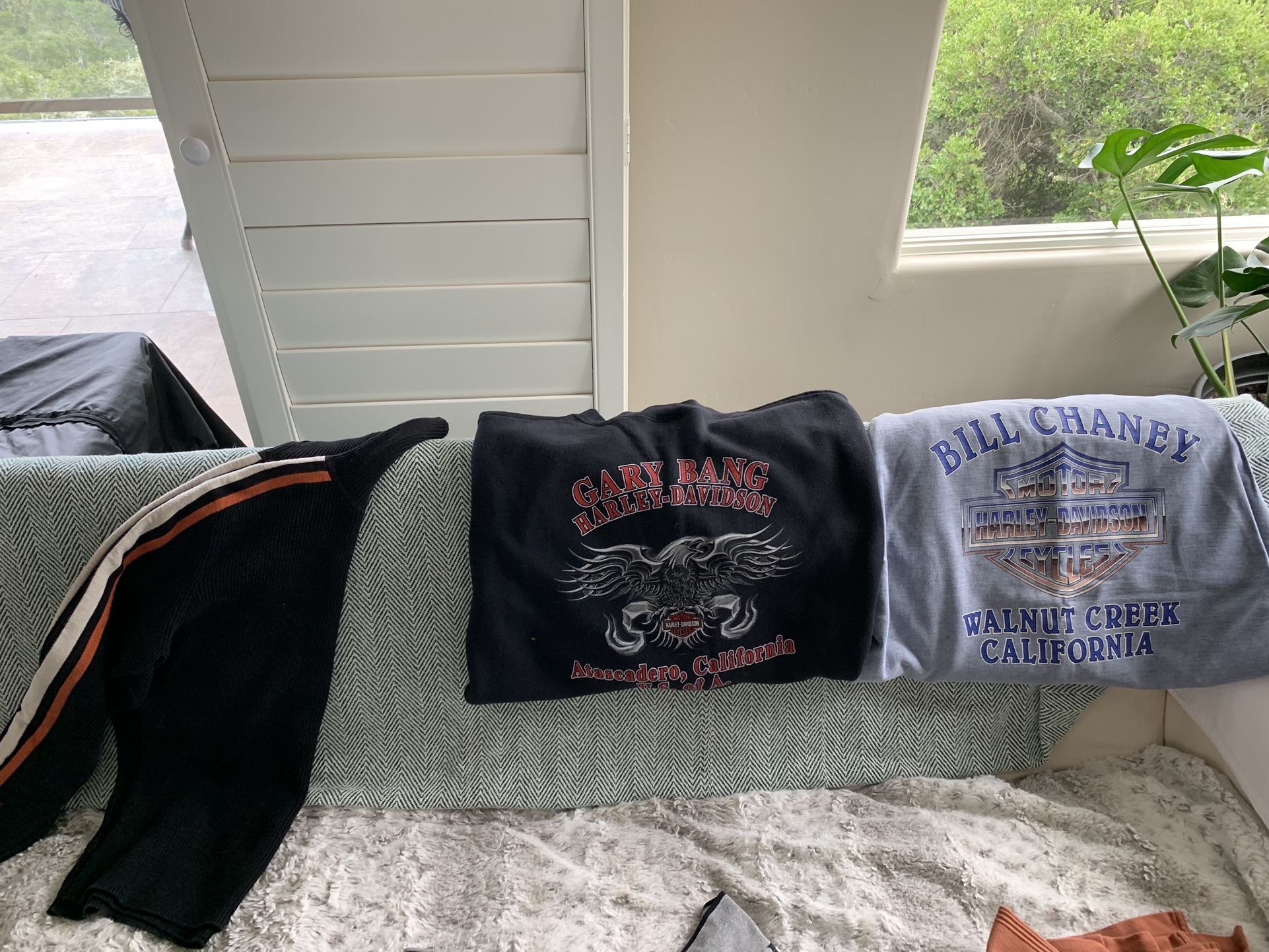  Vintage Harley Davidson Tees, Dress, & Sweatshirts