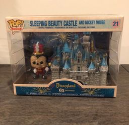 Funko POP! Disneyland 65th Anniversary: Sleeping Beauty Castle and Mickey - 21