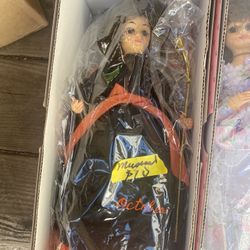 5 New Dolls Musical In Boxes 