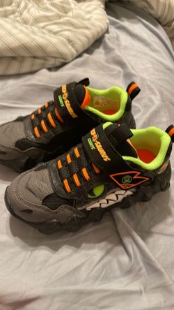Sketch-O-Saurus lights tennis shoes for toddler boys size 11