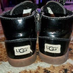 kids size 8 ugg boots