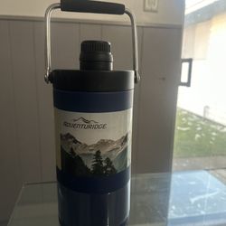 1/2 Gallon Hot And Cold Beverages