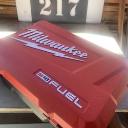 Milwaukee Fuel Cases Only $25  Cajas Vacías Milwaukee Fuel Para Hammer Drill Impact Driver Dos Baterias Y Cargador $25 