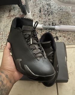 Black Ferrari 14’s