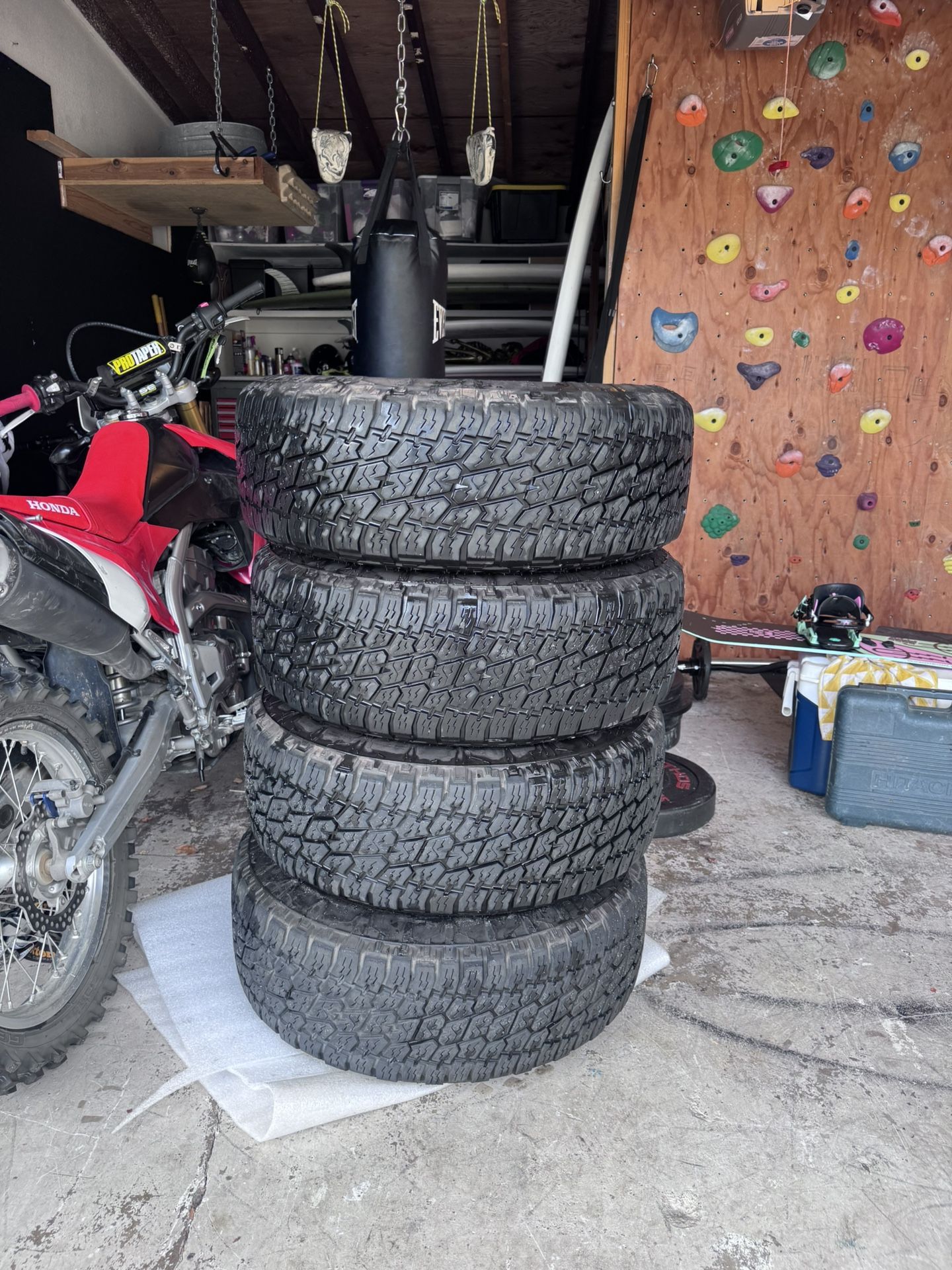 4 Toyota 4Runner 4th Gen Tires