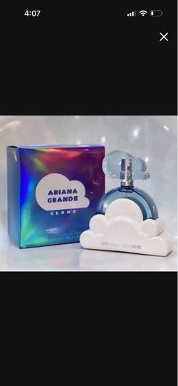 Ariana Grande perfume Clousd