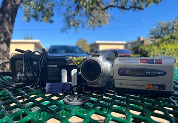Sony DCR-TRV27 Handycam MiniDv Camcorder