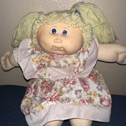 VINTAGE 1(contact info removed) COLECO CABBAGE PATCH DOLL BLONDE HAIR BLUE EYES