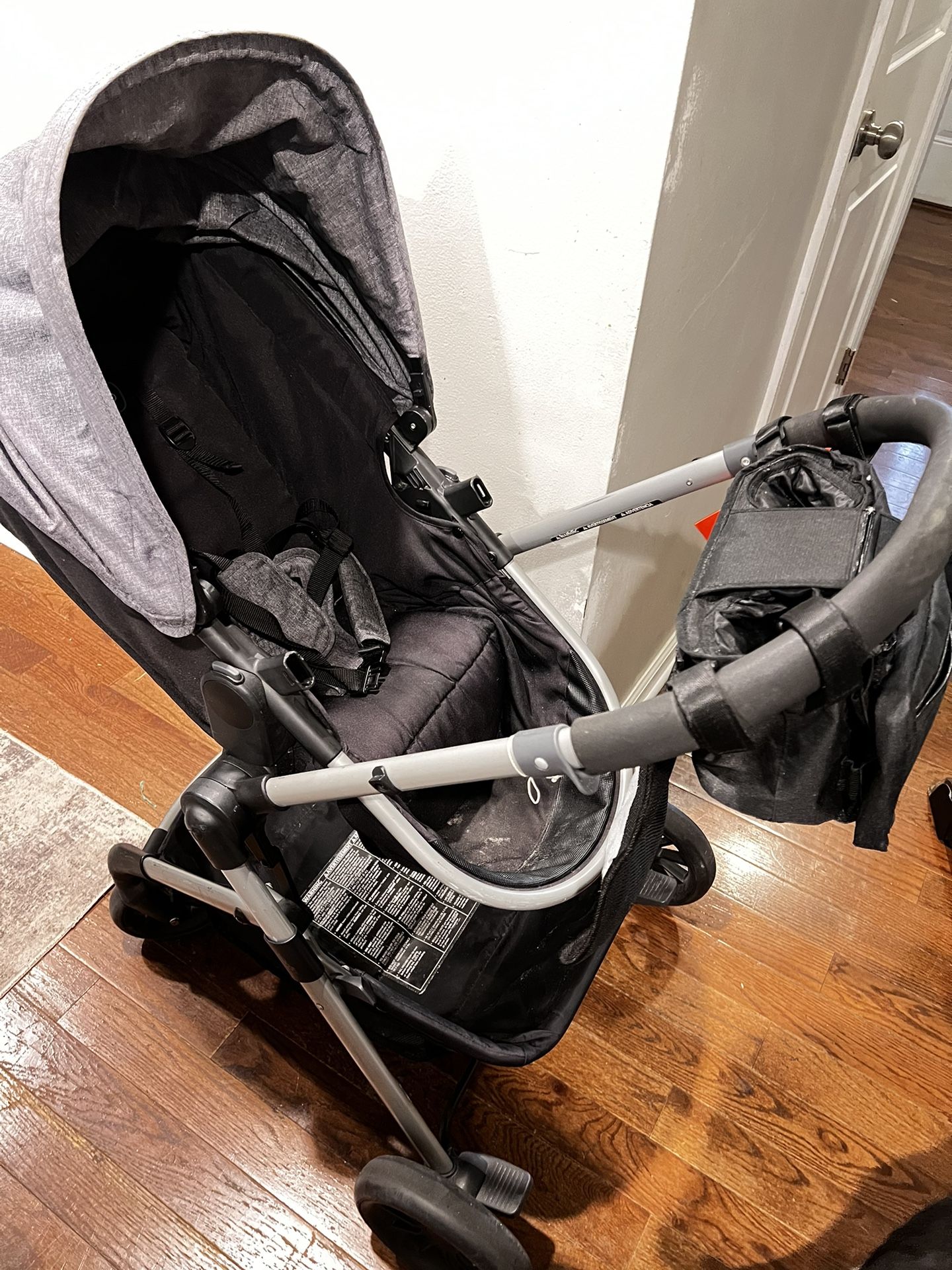 Even Flow stroller BLACK FRIDAY DEAL ONLY TODAY