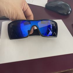 Oakley Batwolf Polarized Blue Lenses With Blue Icons (Local Pick Up Only) 