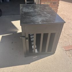 Wooden Dog Kennel 