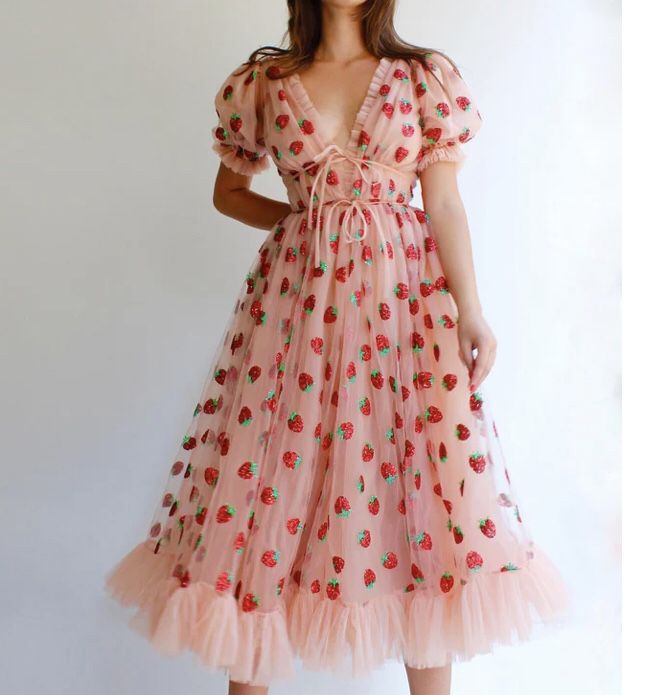 women's off white dress Lady Black Tie - Darcy Gown - Off-white