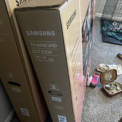 70” 2024 Samsung Smart TV