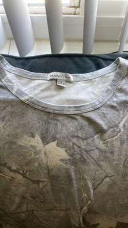 New large never worn ladies shirt