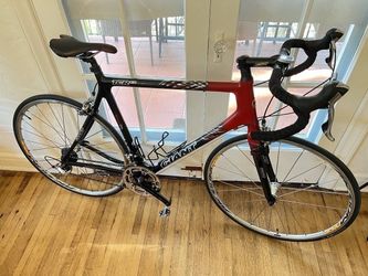 Giant TCR C2 Carbon Formula One Racing Road Bicycle