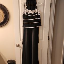 Size 12 Black Formal With Shawl