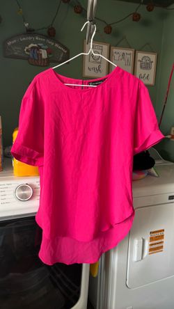NYC magenta blouse
