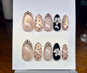 Press on Nails