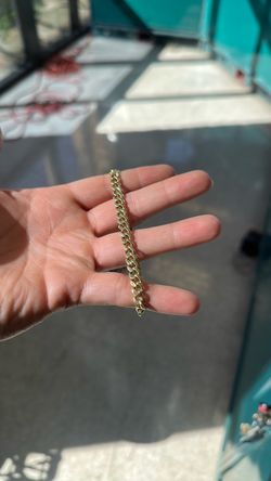 Bracelet