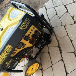 Champion Power Equipment 9375/7500-Watt Electric Start Gas Portable Generator