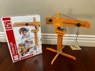 Hape Crane Lift Wooden Set