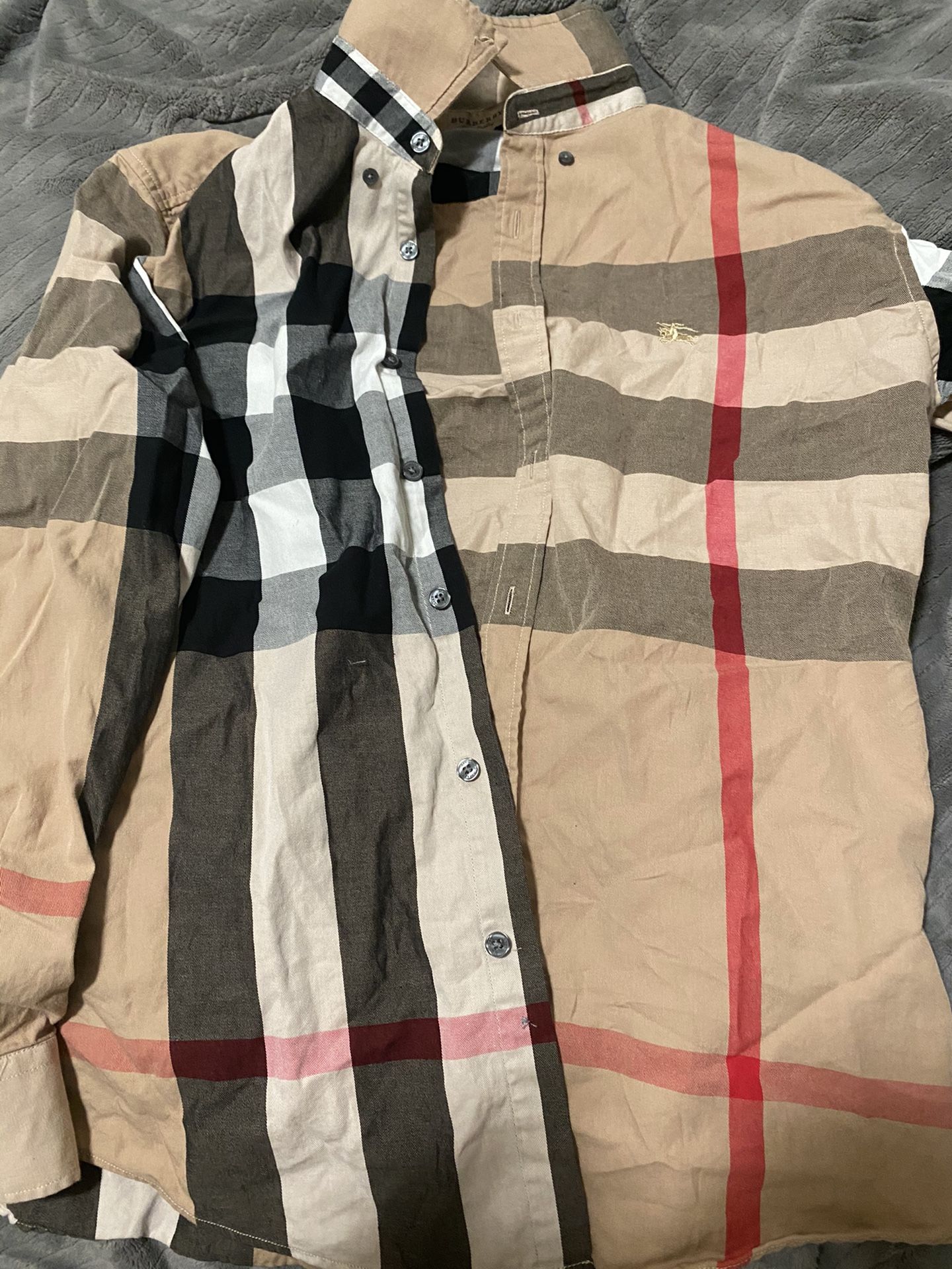 Burberry button up size M
