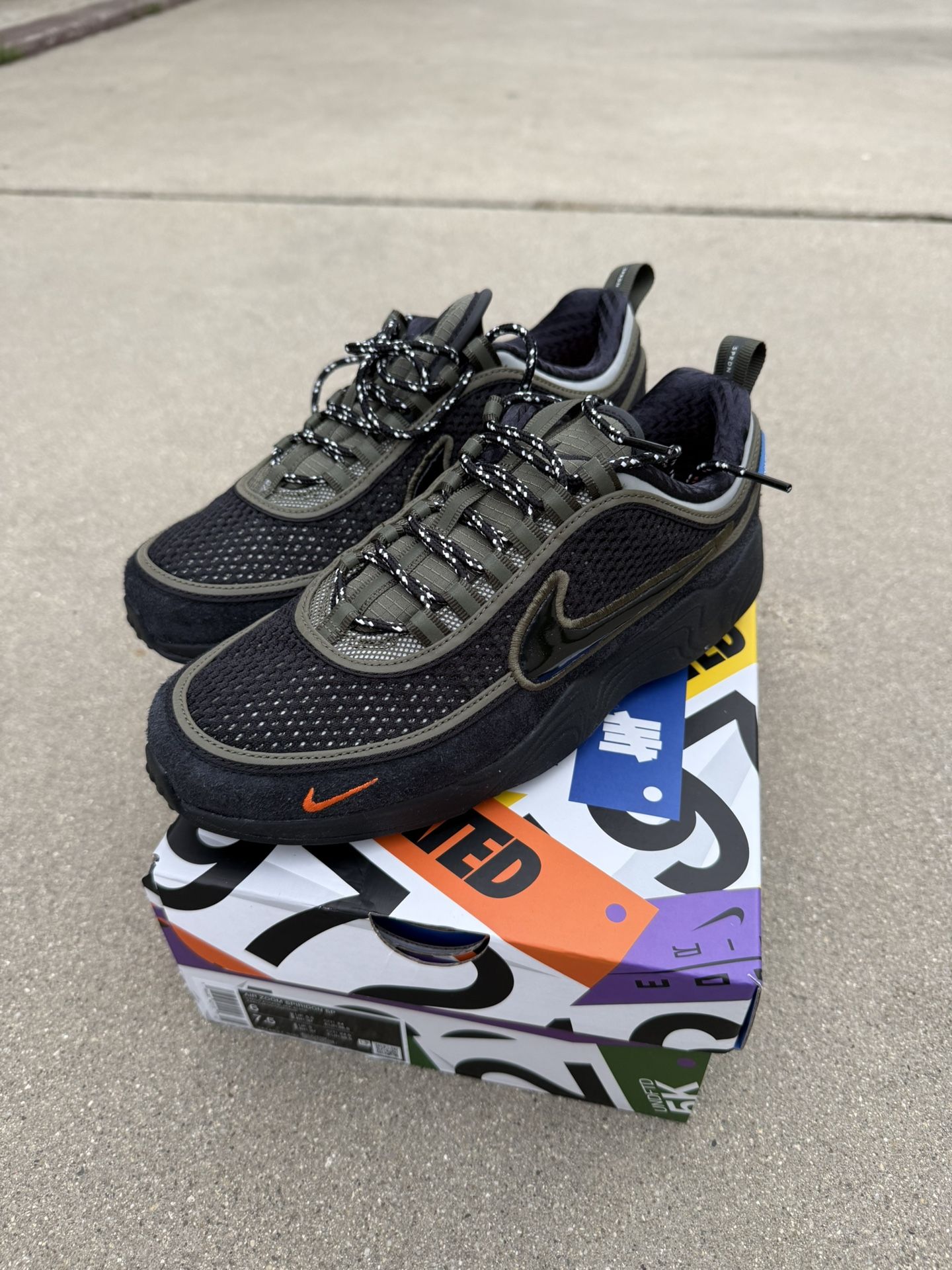 Nike Spiridon Undefeated