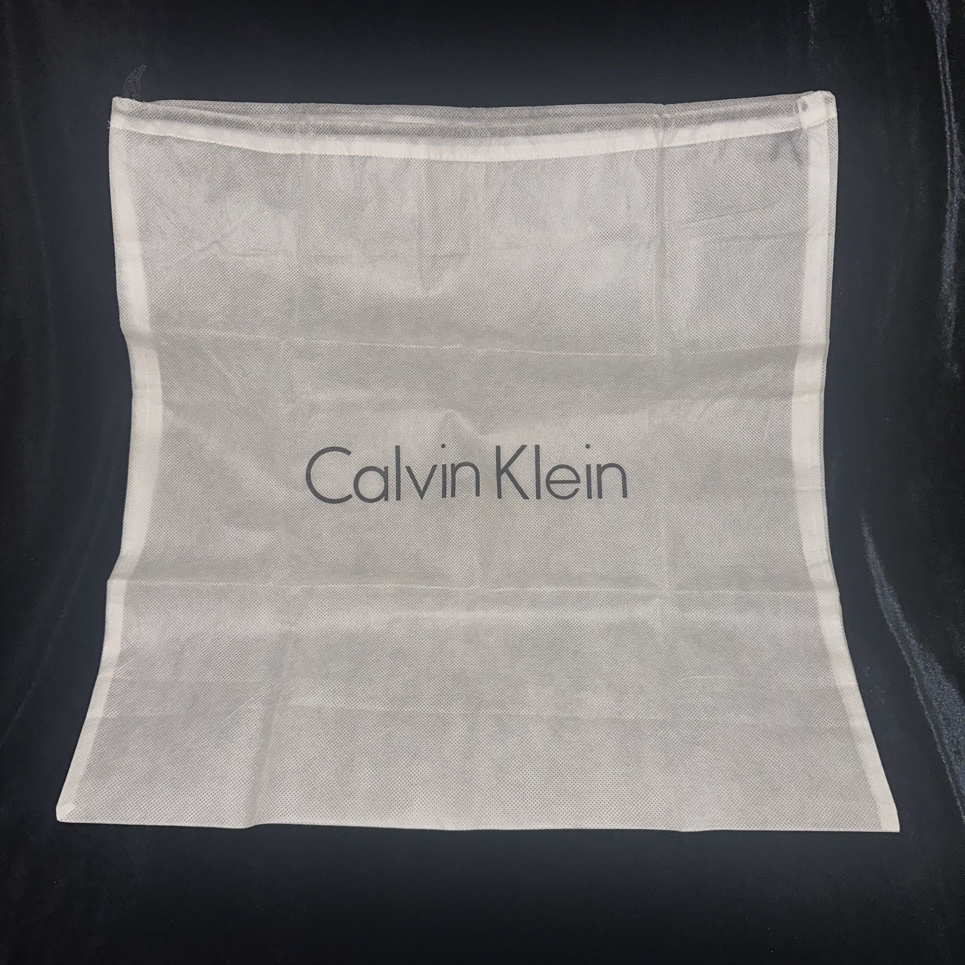 Calvin Klein | Large Handbag Dust Protection Cover Bag, 19” X 20” White