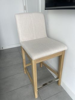 1 White Counter Stool - Brand New - $50