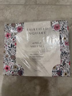 New Queen Sheet set