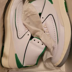 Nike Air Jordan 2 Retro LUCKY GREEN Sz 9.5