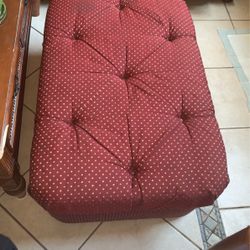 Large Ethan Allen Ottoman On Wheels