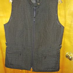 Like New Ladies Size Large Vest