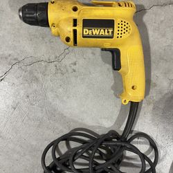 Dewalt D21007 Corded Drill